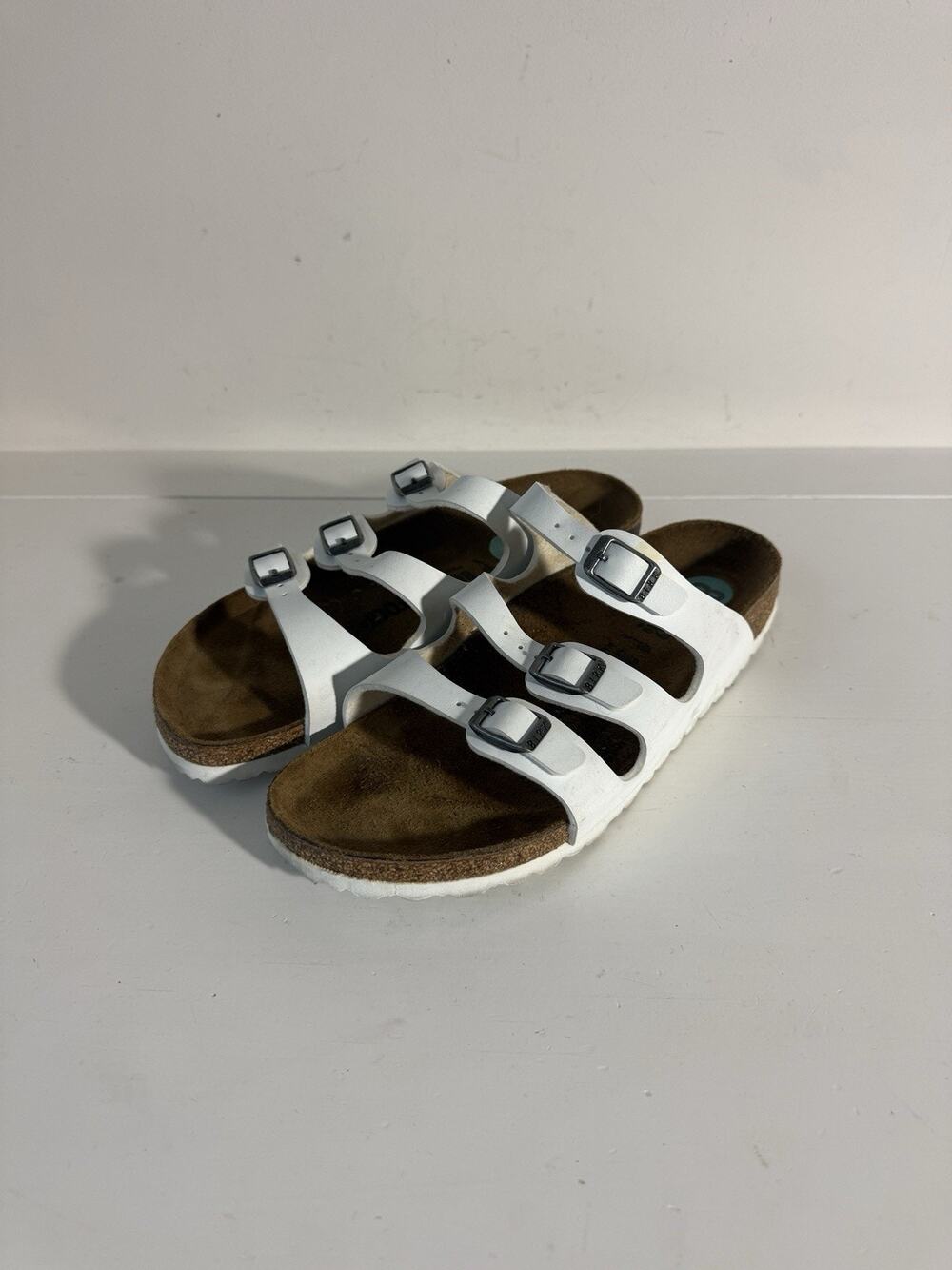 Birkenstock White Florida 3-Strap Buckle Slide Sandals Regular Fit EU 39 US 8